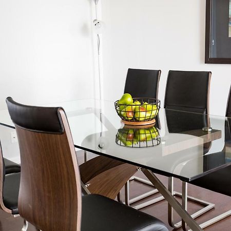Altitude Suites Bay Street - Holiday Bonus - Free Parking Τορόντο Εξωτερικό φωτογραφία