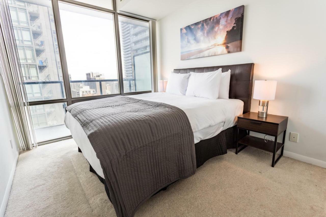 Altitude Suites Bay Street - Holiday Bonus - Free Parking Τορόντο Εξωτερικό φωτογραφία