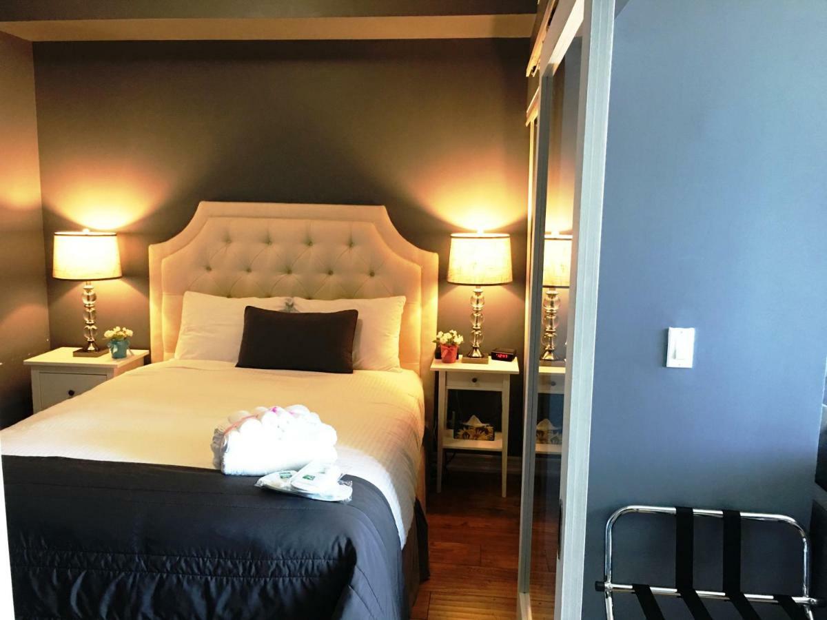 Altitude Suites Bay Street - Holiday Bonus - Free Parking Τορόντο Εξωτερικό φωτογραφία